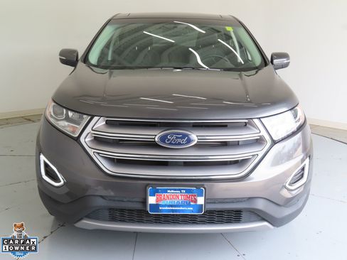 Used 2016 Ford Edge Titanium w/ Equipment Group 301A FWD image 9
