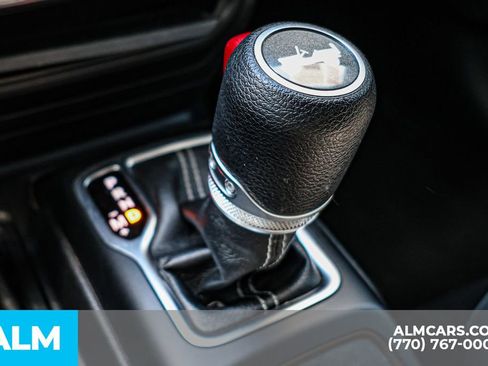 Used 2021 Jeep Wrangler Unlimited Sahara image 46