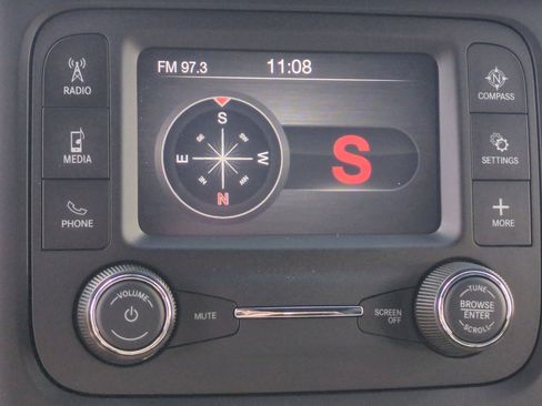 Used 2023 RAM 2500 Tradesman w/ Chrome Appearance Group image 14