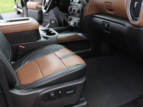 Used 2022 Chevrolet Silverado 2500 High Country w/ Z71 Off-Road Package AWD/4WD image 23