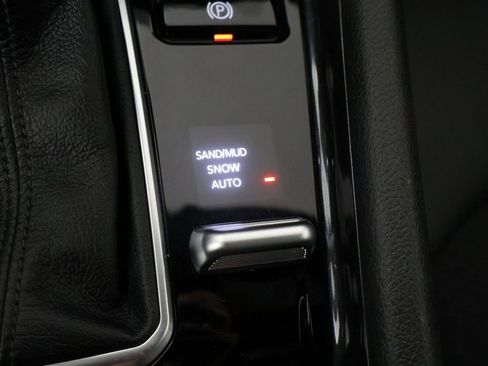 Used 2025 Jeep Compass Latitude image 44