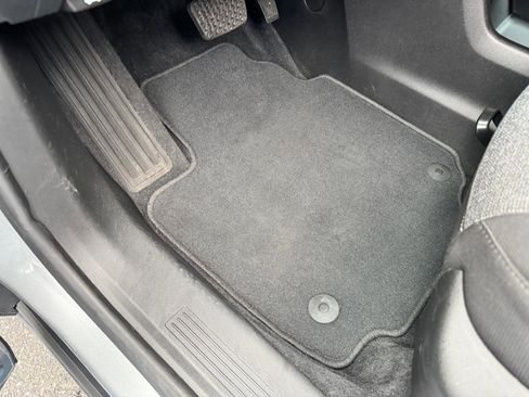 Used 2025 GMC Terrain Elevation image 12