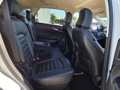 Used 2024 Ford Edge SEL AWD/4WD image 15
