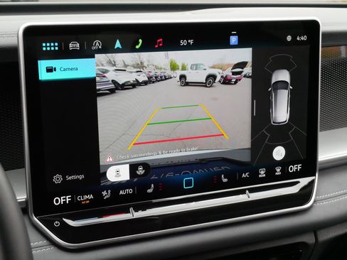 Certified 2025 Volkswagen Tiguan SE AWD/4WD image 29