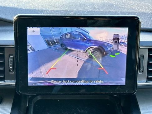 Used 2020 Ford Explorer XLT w/ Equipment Group 202A image 28