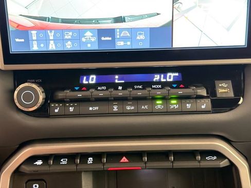 New 2026 Toyota Tundra Platinum AWD/4WD image 14
