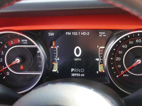 Used 2021 Jeep Wrangler Unlimited Rubicon AWD/4WD image 30