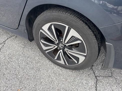 Used 2017 Honda Civic EX-L image 8