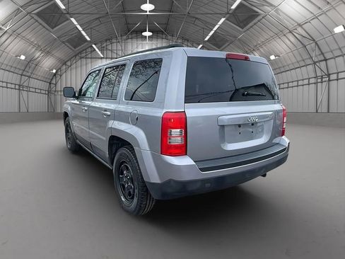 Used 2016 Jeep Patriot Sport w/ Power Value Group image 3