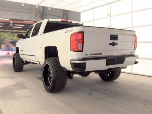 Used 2016 Chevrolet Silverado 1500 LTZ Z71 w/ LTZ Plus Package AWD/4WD image 4