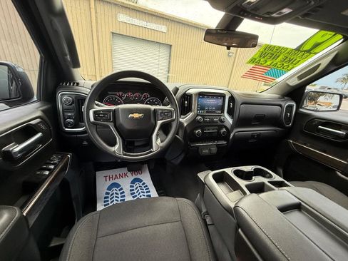 Used 2019 Chevrolet Silverado 1500 LT RWD image 12