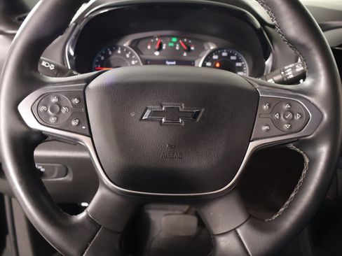 Used 2023 Chevrolet Traverse RS w/ LPO, Floor Liner Package FWD image 3