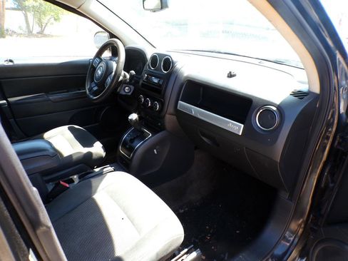 Used 2016 Jeep Compass Sport w/ Power Value Group FWD image 8