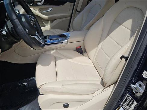 Used 2022 Mercedes-Benz GLC 300 image 15