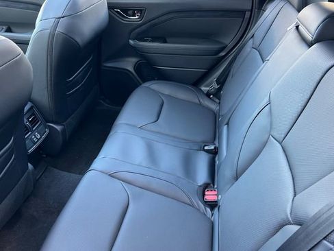 Used 2026 Subaru Forester Limited AWD/4WD image 9