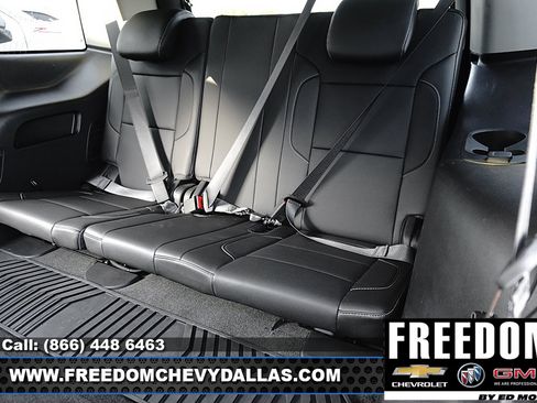 Used 2018 GMC Yukon SLT w/ Premium Edition RWD image 11