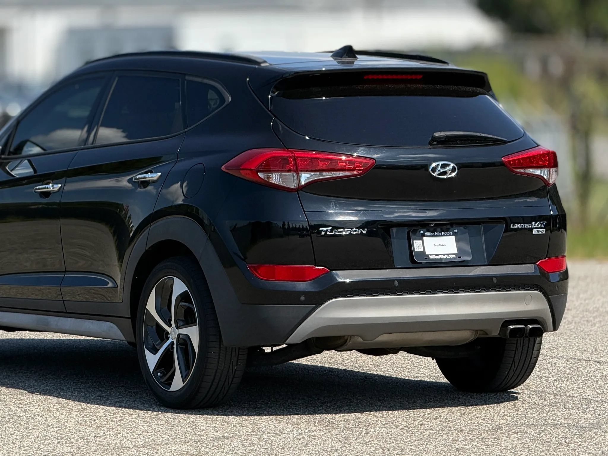 Used 2017 Hyundai Tucson Limited w/ Limited Ultimate Package 03 AWD/4WD image 16