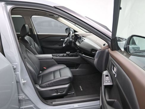 Used 2022 Nissan Rogue SL image 28