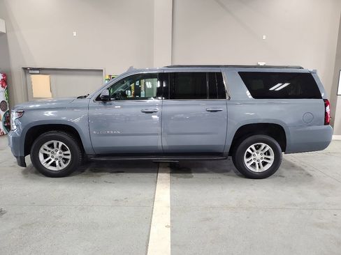Used 2016 Chevrolet Suburban LT image 1