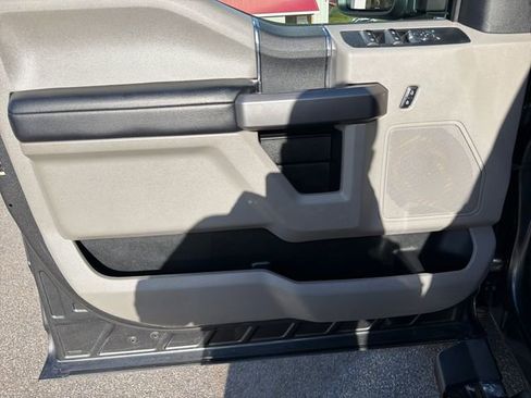 Used 2019 Ford F250 XLT w/ Snow Plow Prep Package AWD/4WD image 11