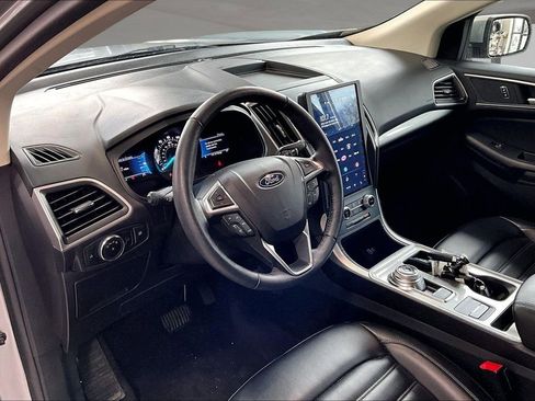 Used 2023 Ford Edge SEL image 15