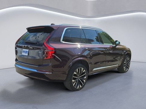 New 2026 Volvo XC90 B5 Plus w/ Protection Package Premier image 4