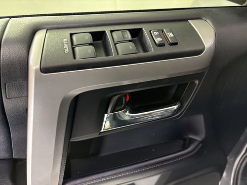 Used 2023 Toyota 4Runner SR5 Premium image 17