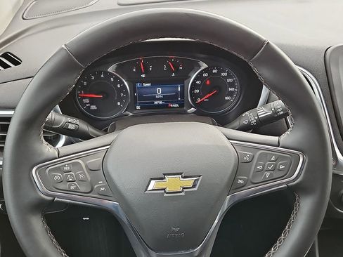 Used 2024 Chevrolet Equinox LT image 19