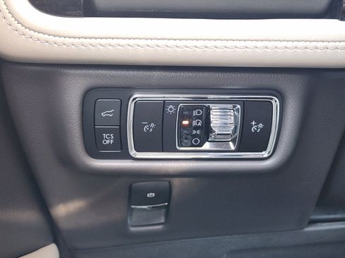 Used 2023 Lincoln Nautilus Reserve w/ Equipment Group 201A image 24