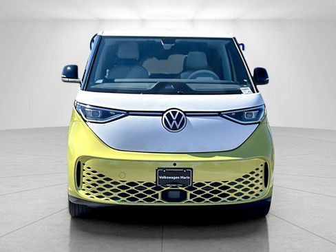 New 2025 Volkswagen ID. Buzz 1st Edition image 8