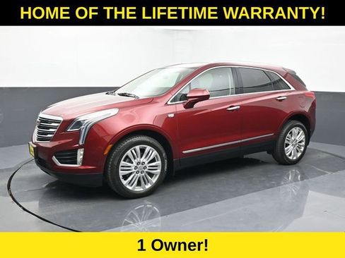 Used 2018 Cadillac XT5 Premium Luxury FWD image 2