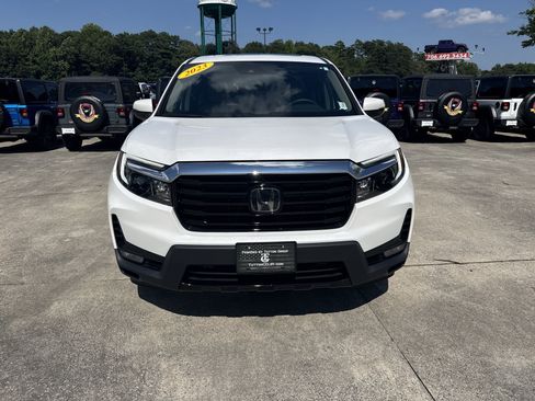 Used 2023 Honda Ridgeline RTL-E image 2