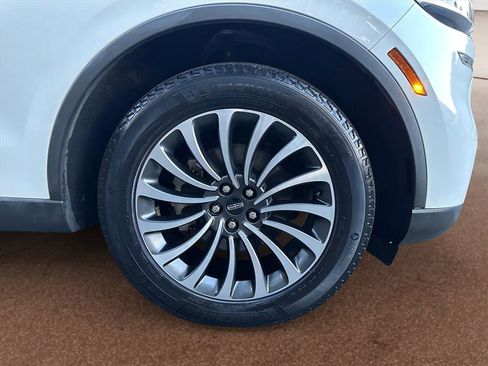 Used 2022 Lincoln Aviator Reserve w/ Elements Package Plus image 7