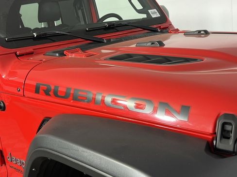 Used 2021 Jeep Wrangler Unlimited Rubicon w/ Dual Top Group image 12