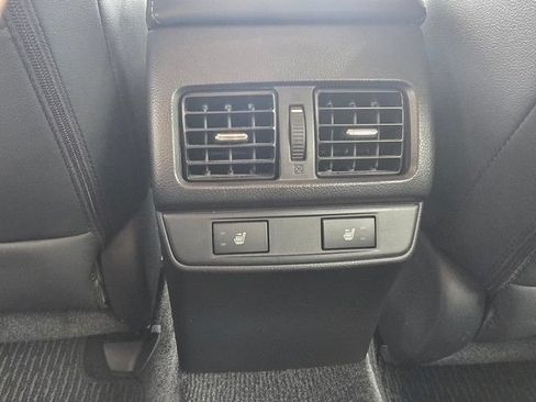 Used 2015 Subaru Outback 3.6R Limited AWD/4WD image 11
