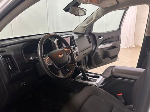 Used 2015 Chevrolet Colorado LT w/ LT Convenience Package image 17