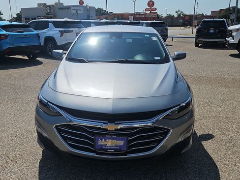 Used 2024 Chevrolet Malibu LT FWD image 3