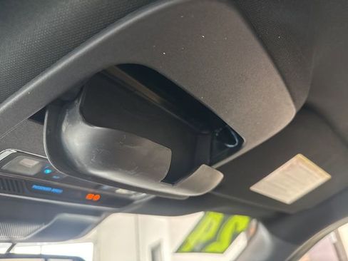 Used 2024 Ford F250 Lariat w/ Chrome Package image 61