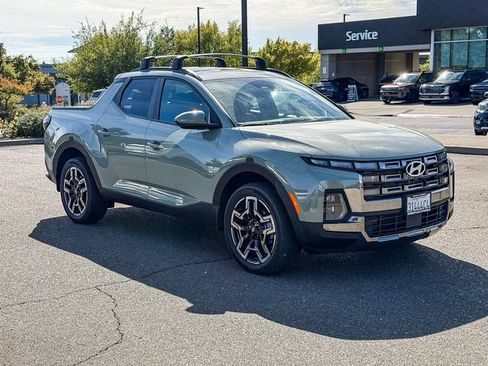 Certified 2025 Hyundai Santa Cruz Limited AWD/4WD image 6