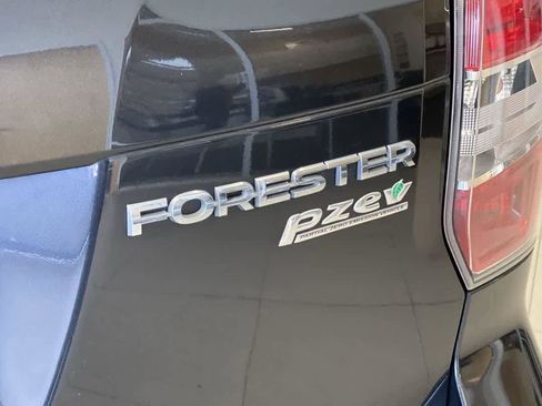 Used 2016 Subaru Forester 2.5i w/ Popular Package #2 image 12