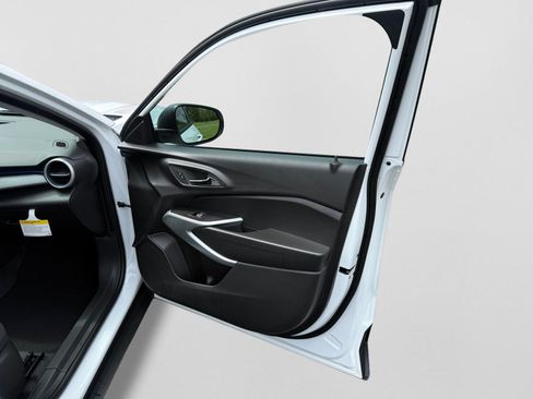 New 2026 Chevrolet Trax LS FWD image 14