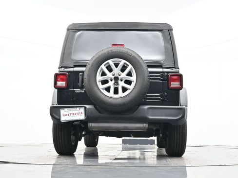 Used 2023 Jeep Wrangler Sport S image 32