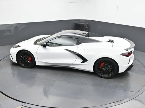 Used 2026 Chevrolet Corvette Stingray Convertible w/ 1LT RWD image 32