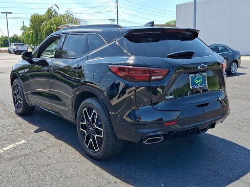 Certified 2023 Chevrolet Blazer RS w/ Enhanced Convenience Package AWD/4WD image 4