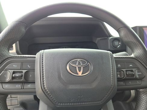New 2026 Toyota Tacoma SR5 AWD/4WD image 32