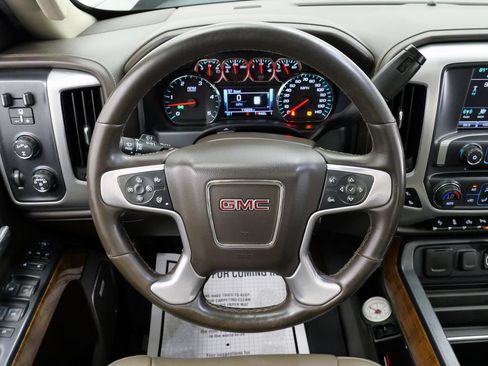 Used 2019 GMC Sierra 2500 SLT w/ Driver Alert Package AWD/4WD image 25