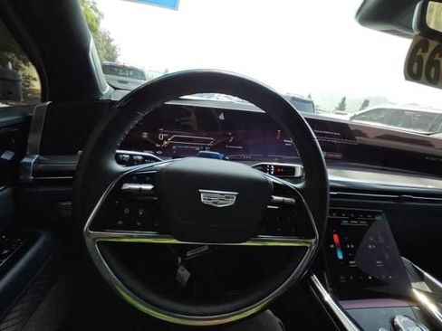 Used 2025 Cadillac Escalade IQ Sport 2 AWD/4WD image 3