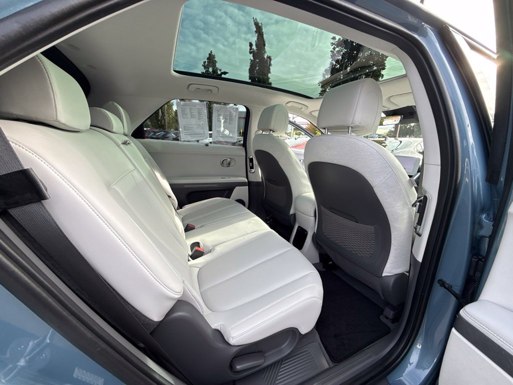 Used 2023 Hyundai Ioniq 5 Limited AWD/4WD image 18
