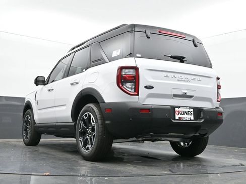 New 2025 Ford Bronco Sport Outer Banks w/ Outer Banks Tech Package+ AWD/4WD image 50