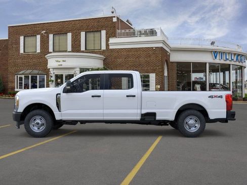 New 2026 Ford F250 XL w/ XL Off-Road Package image 3
